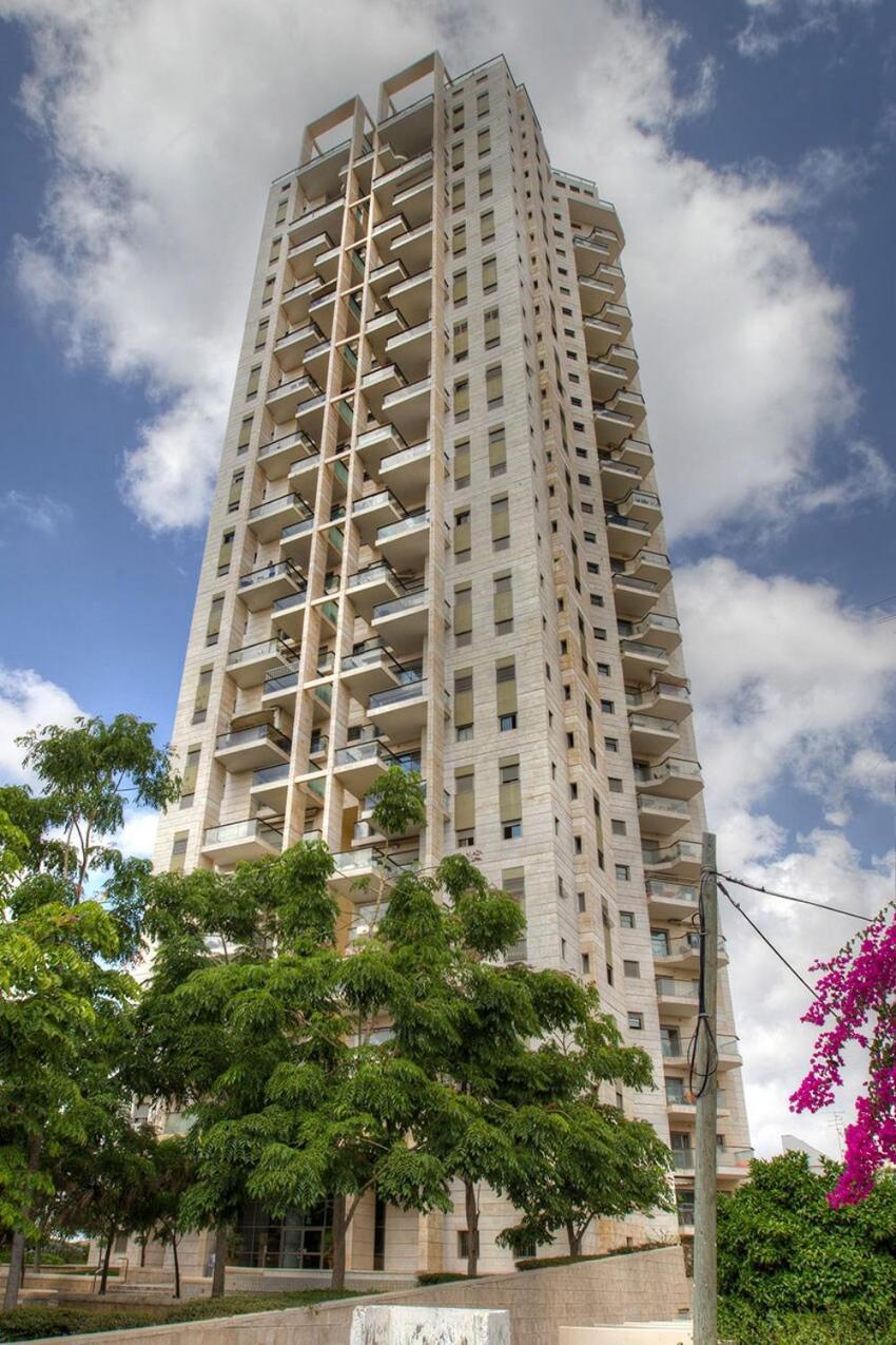 Apartamento Beautiful Penthouse W/Amazing View, Prime Location Ramat Gan Exterior foto