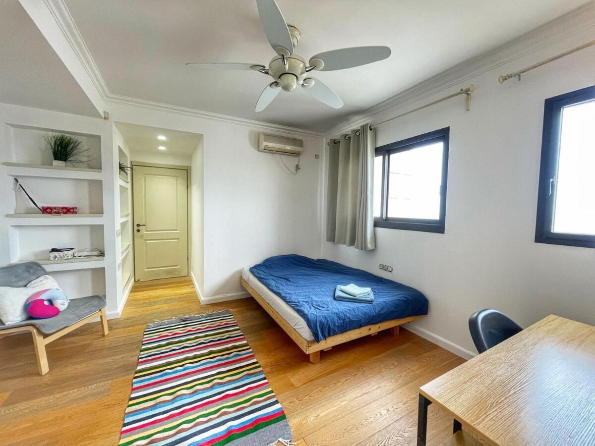 Apartamento Beautiful Penthouse W/Amazing View, Prime Location Ramat Gan Exterior foto